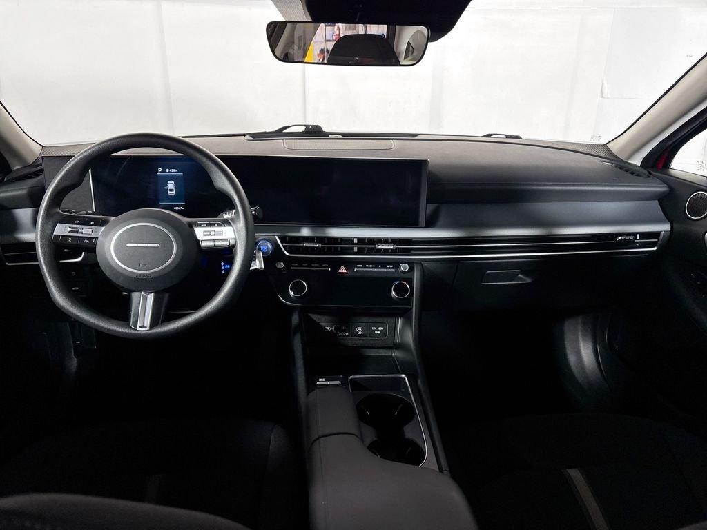 Used 2025 Red Hyundai SEL image 12