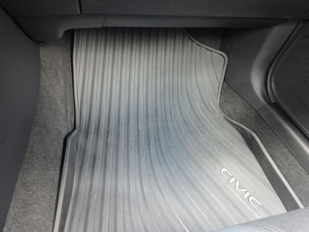 2025 Honda Civic Hatchback Sport - Photo 16