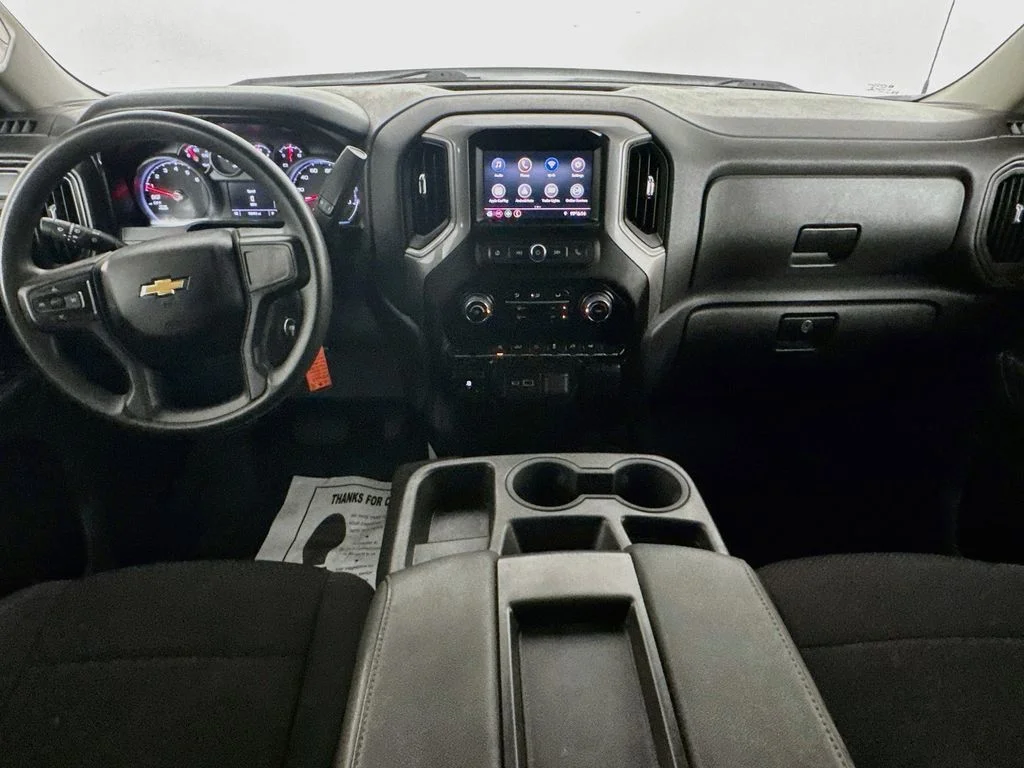 Used 2021 White Chevrolet Custom image 23