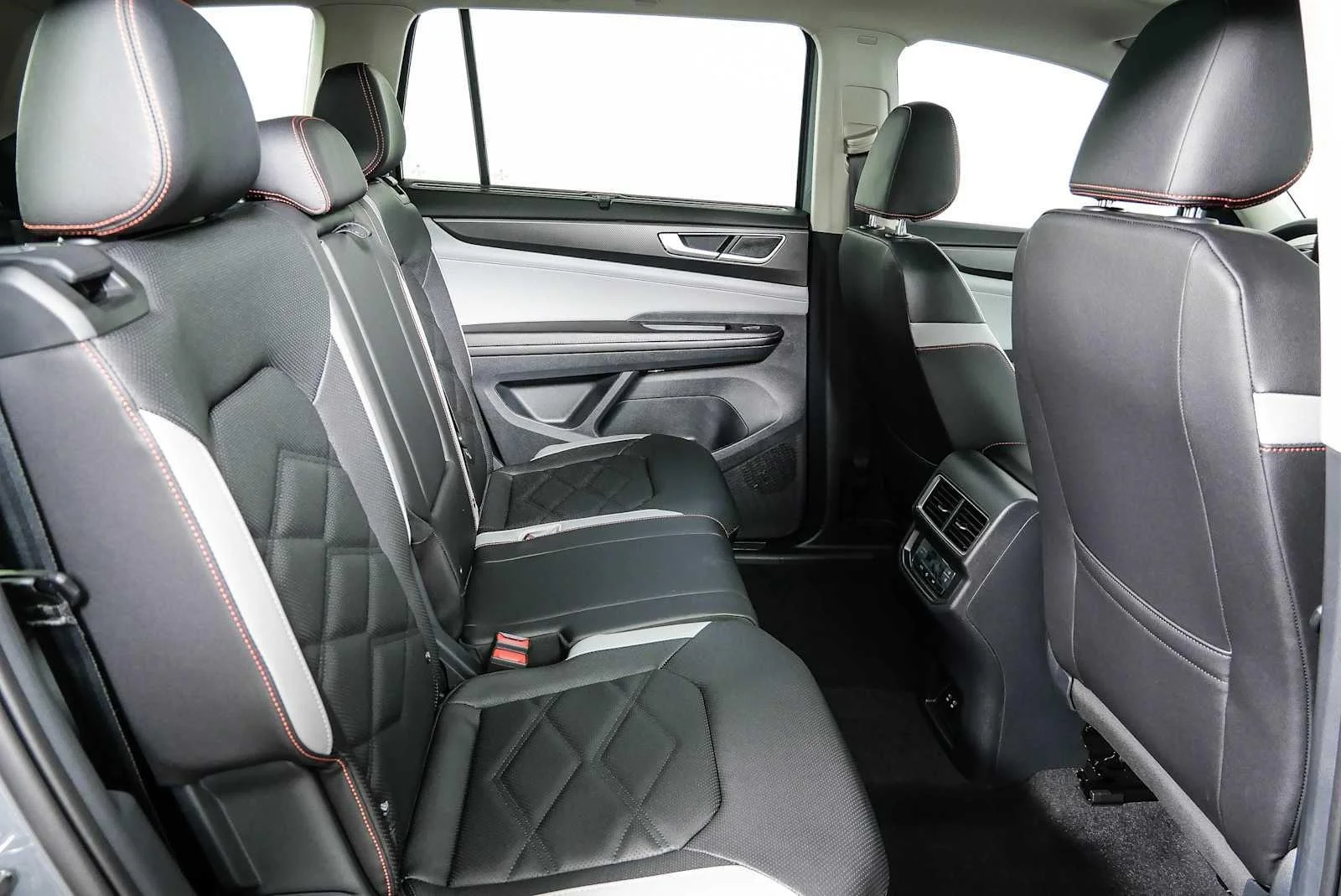New 2026 Pure Gray Volkswagen 2.0T Peak Edition image 21