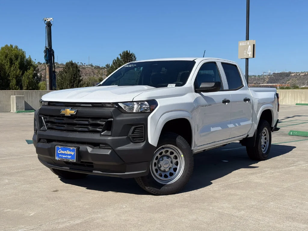 2026 Chevrolet Colorado Work Truck - Photo 2