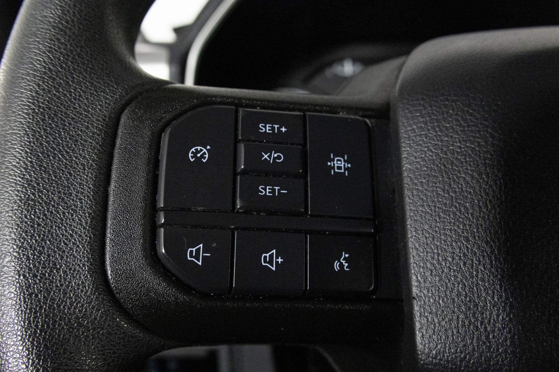 2023 FORD F-150 - Image 28