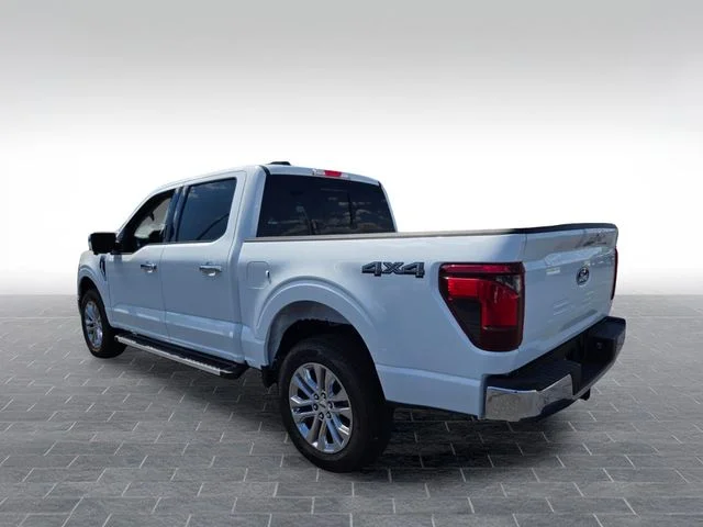 Used 2024 White Ford XLT image 6