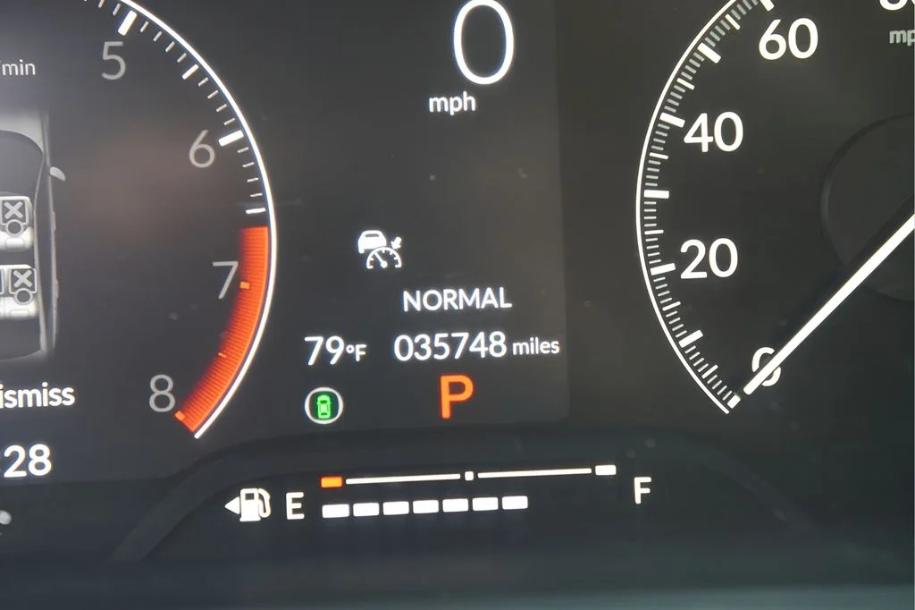 Used 2025 Solar Silver Metallic Honda Sport image 27