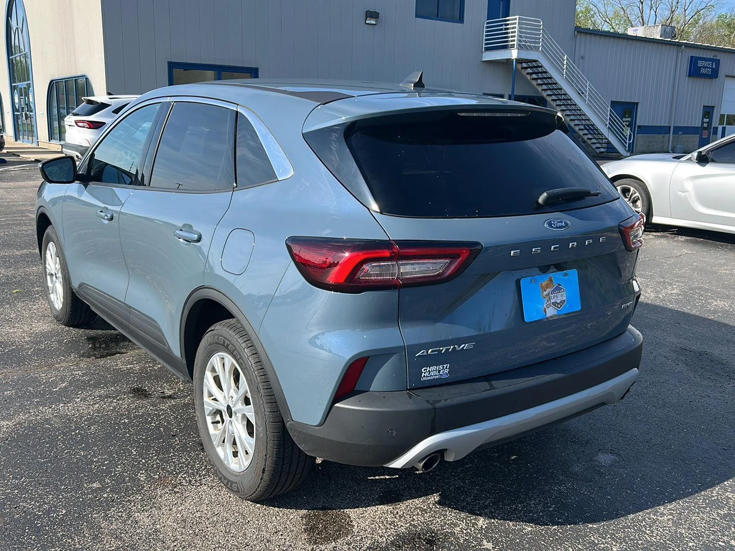 Used 2023 Vapor Blue Ford Active image 15