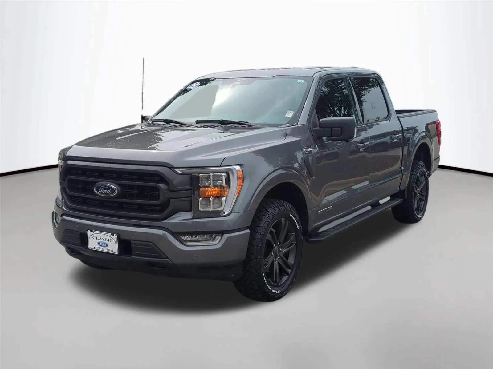 Used 2023 Carbonized Gray Ford XLT image 1