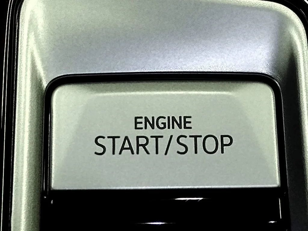 New 2026 White Volkswagen SE w/Technology image 35