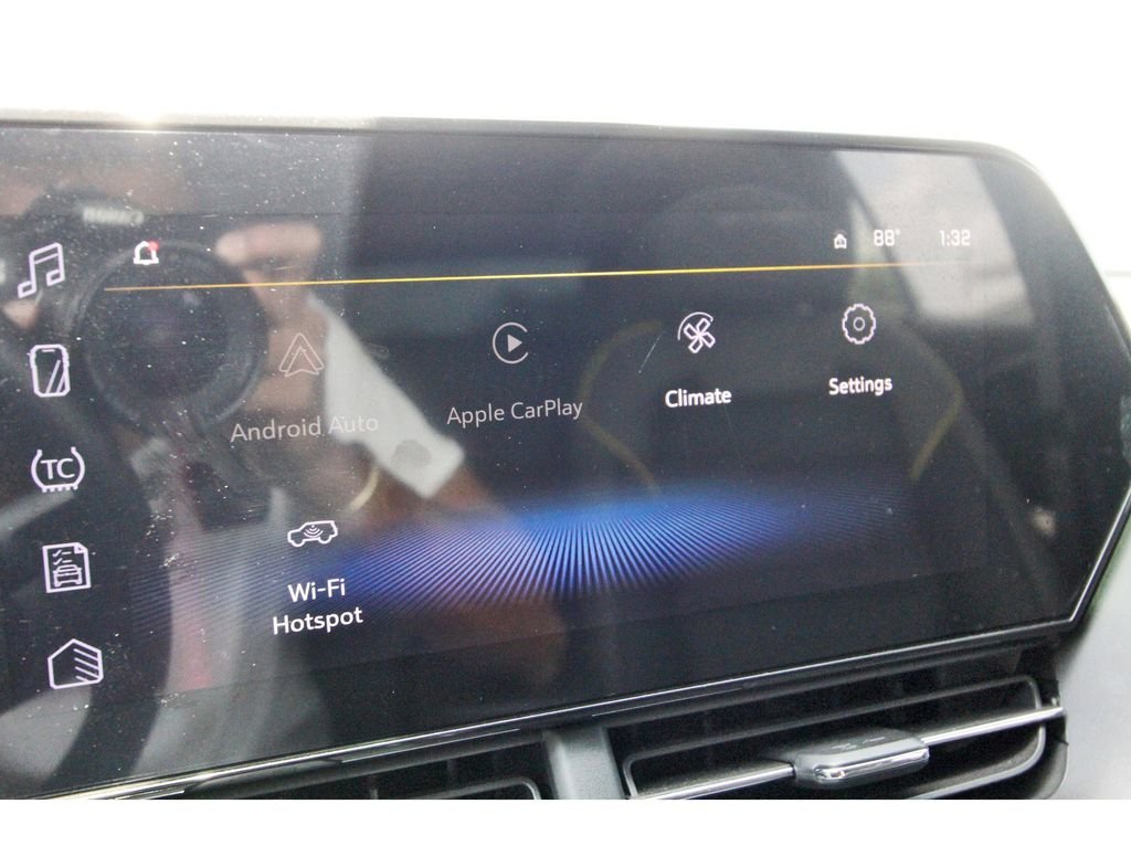 Used 2025 Gray Chevrolet ACTIV image 25