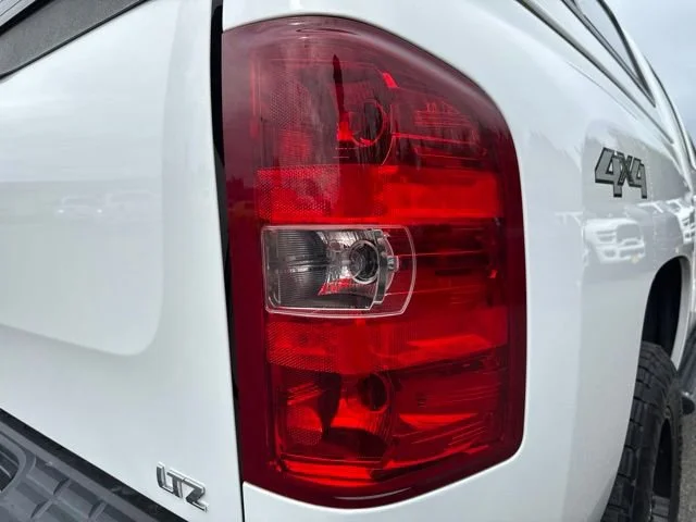 Used 2013 Summit White Chevrolet LTZ image 13