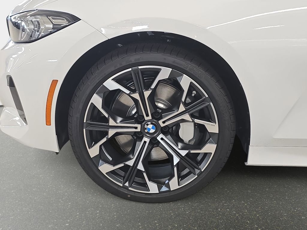 Used 2026 Alpine White BMW 330i image 19