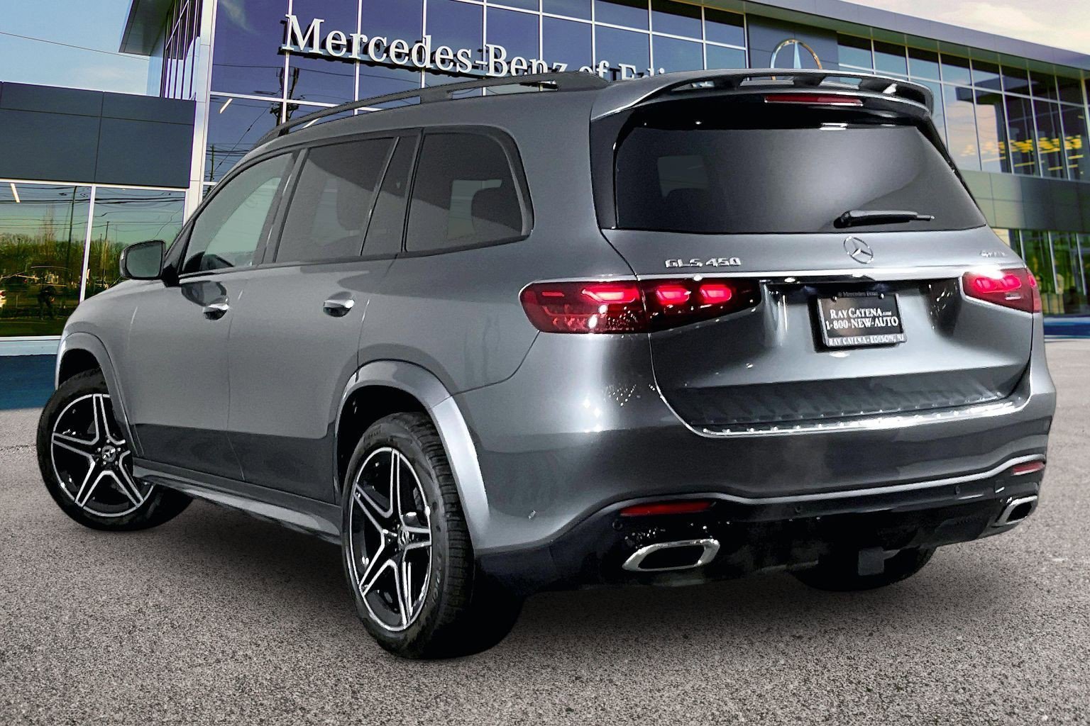 New 2026 Selenite Grey Metallic Mercedes-Benz GLS 450 image 17
