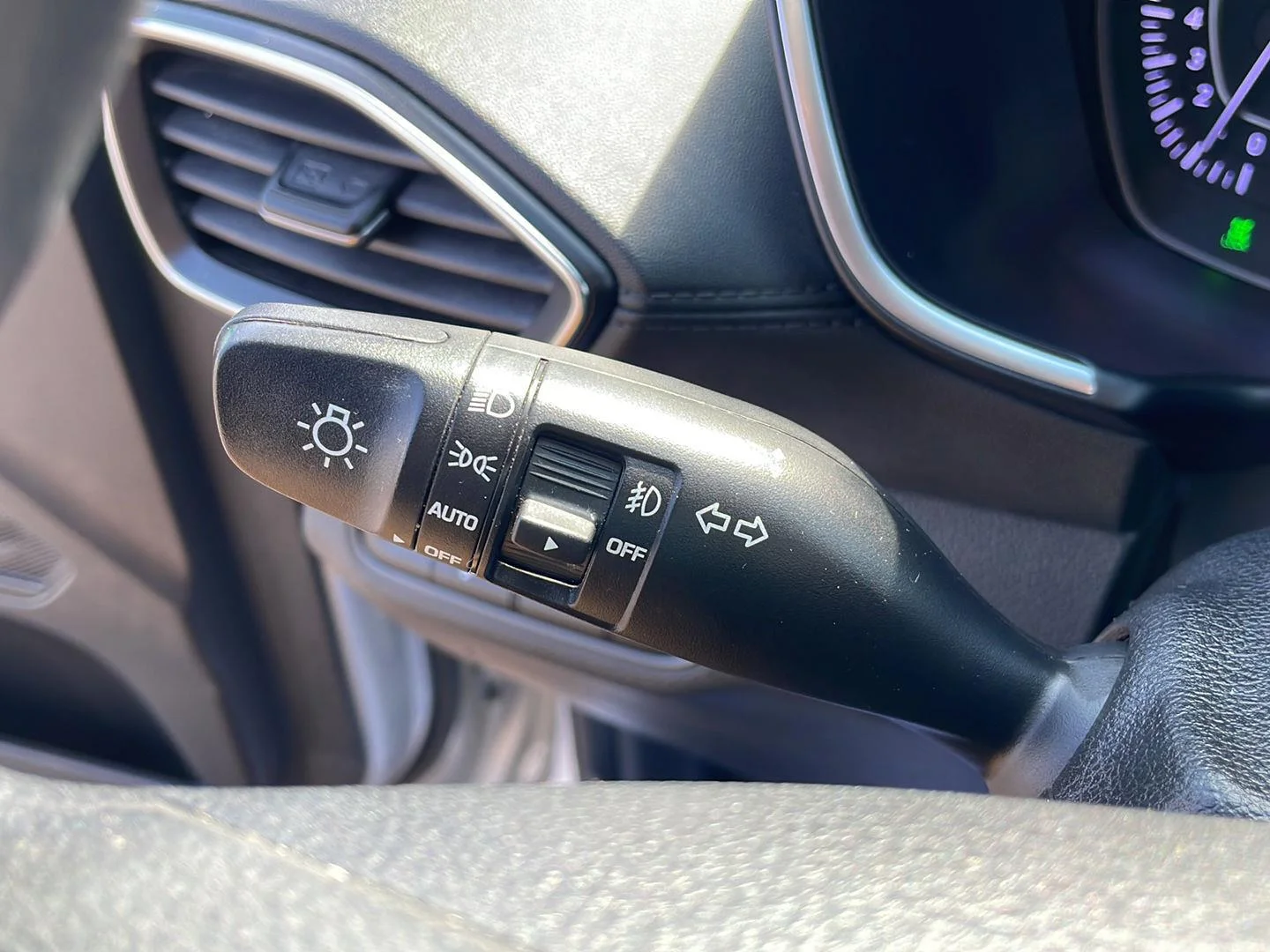 Used 2019 Symphony Silver Hyundai SEL image 17