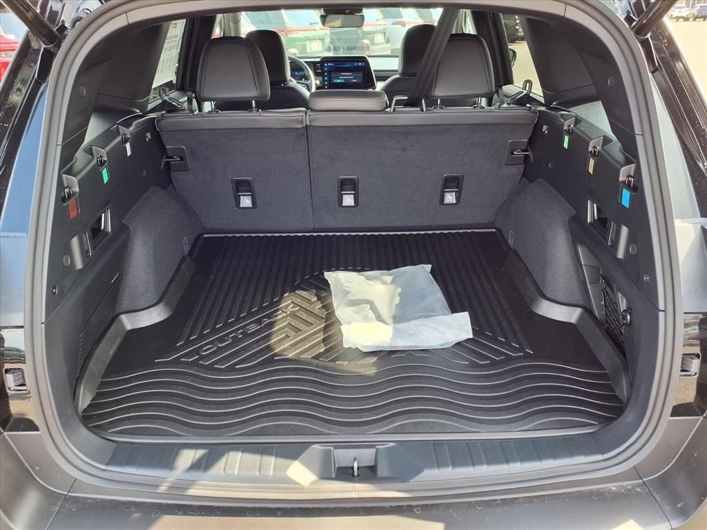 2026 Subaru Outback Limited - Photo 16