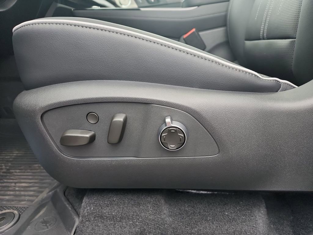 2026 Buick Enclave Avenir - Photo 12