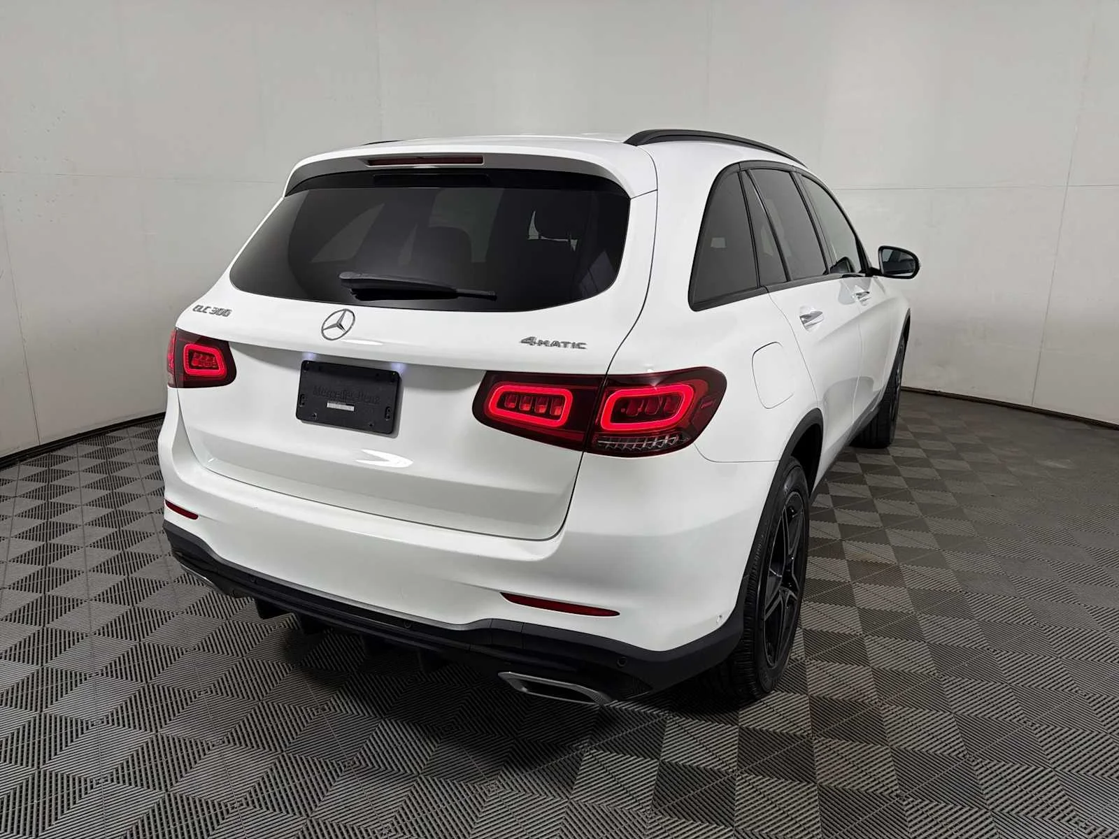 2021 Mercedes-Benz GLC GLC300 - Photo 6