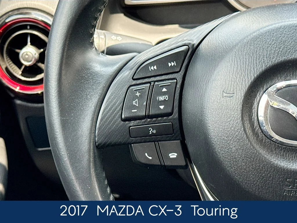 Used 2017 White Mazda Touring image 26