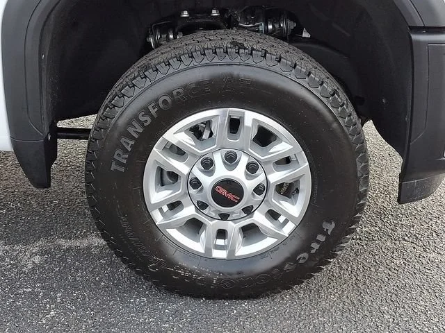 New 2026 Summit White GMC Pro image 9