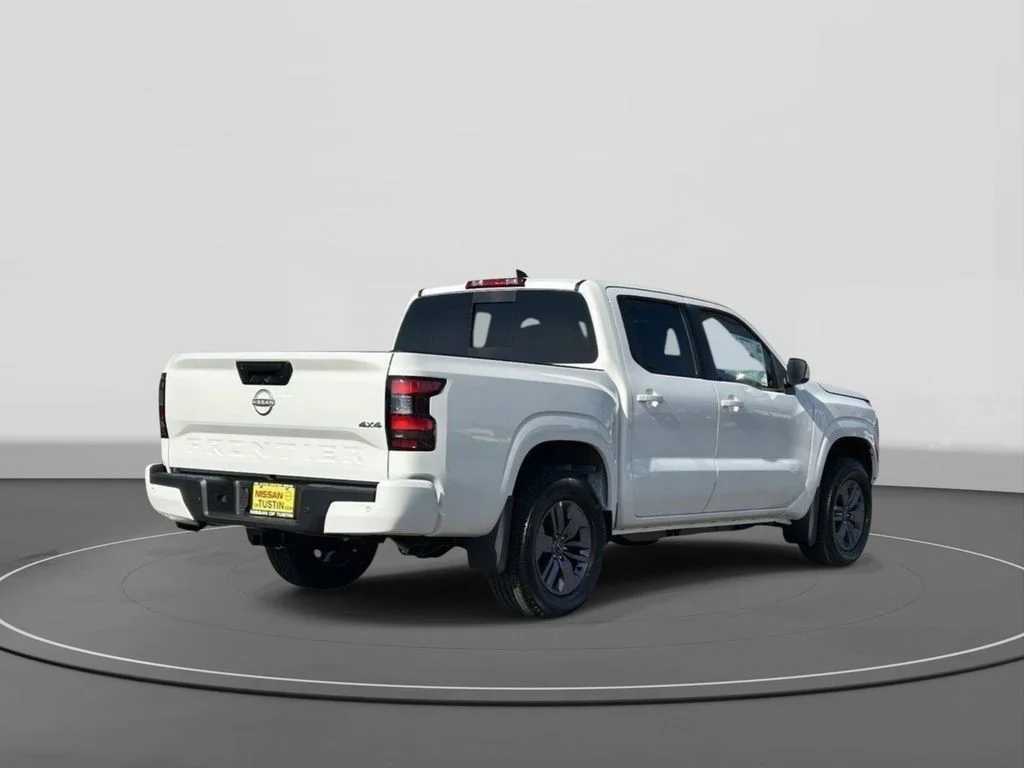 New 2026 Glacier White Nissan SV image 4