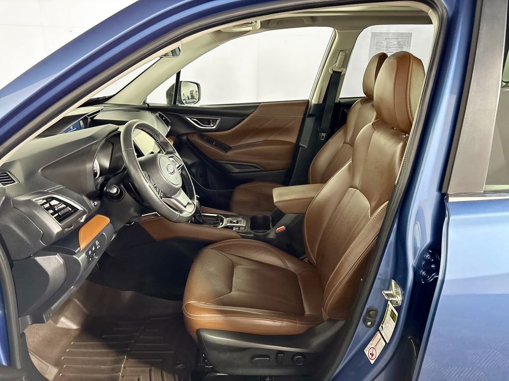 Used 2019 Blue Subaru Touring image 11
