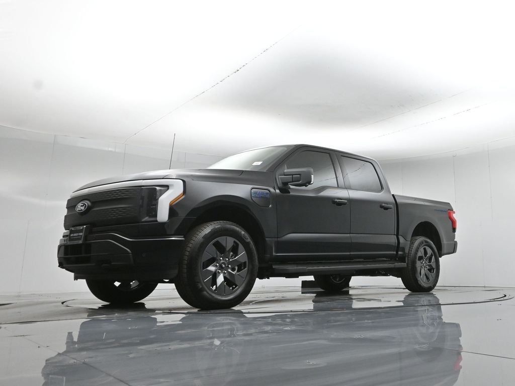 2025 Ford F-150 Lightning Flash - Photo 45