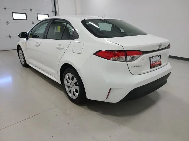 Used 2024 Ice Cap Toyota LE image 4
