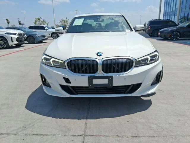 Used 2023 White BMW 330i image 2