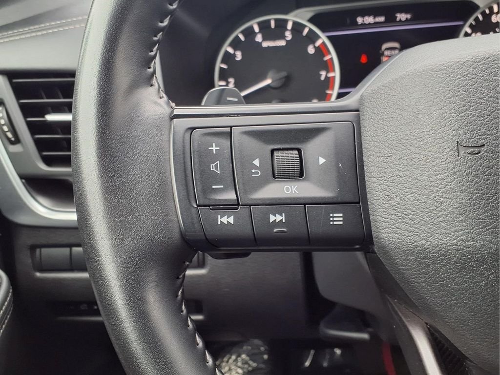 Used 2025 Gray Nissan SV FWD image 16
