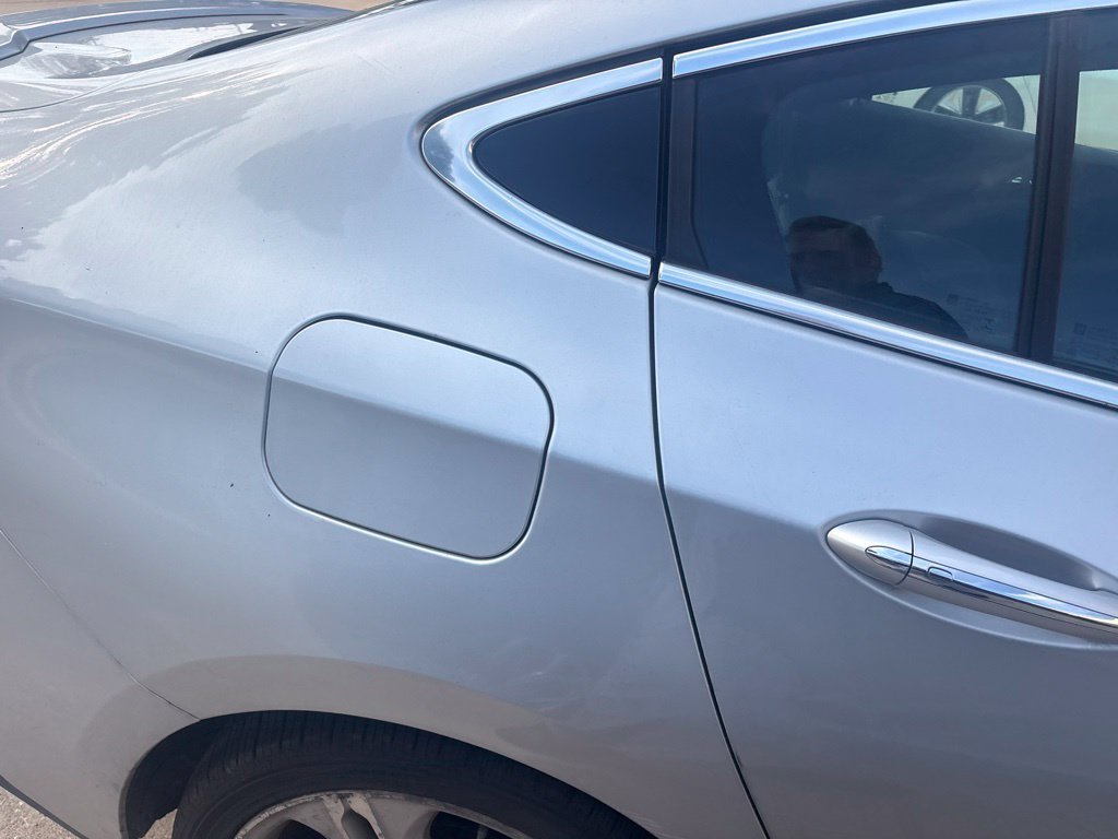 Used 2016 Silver Ice Metallic Chevrolet Premier image 13