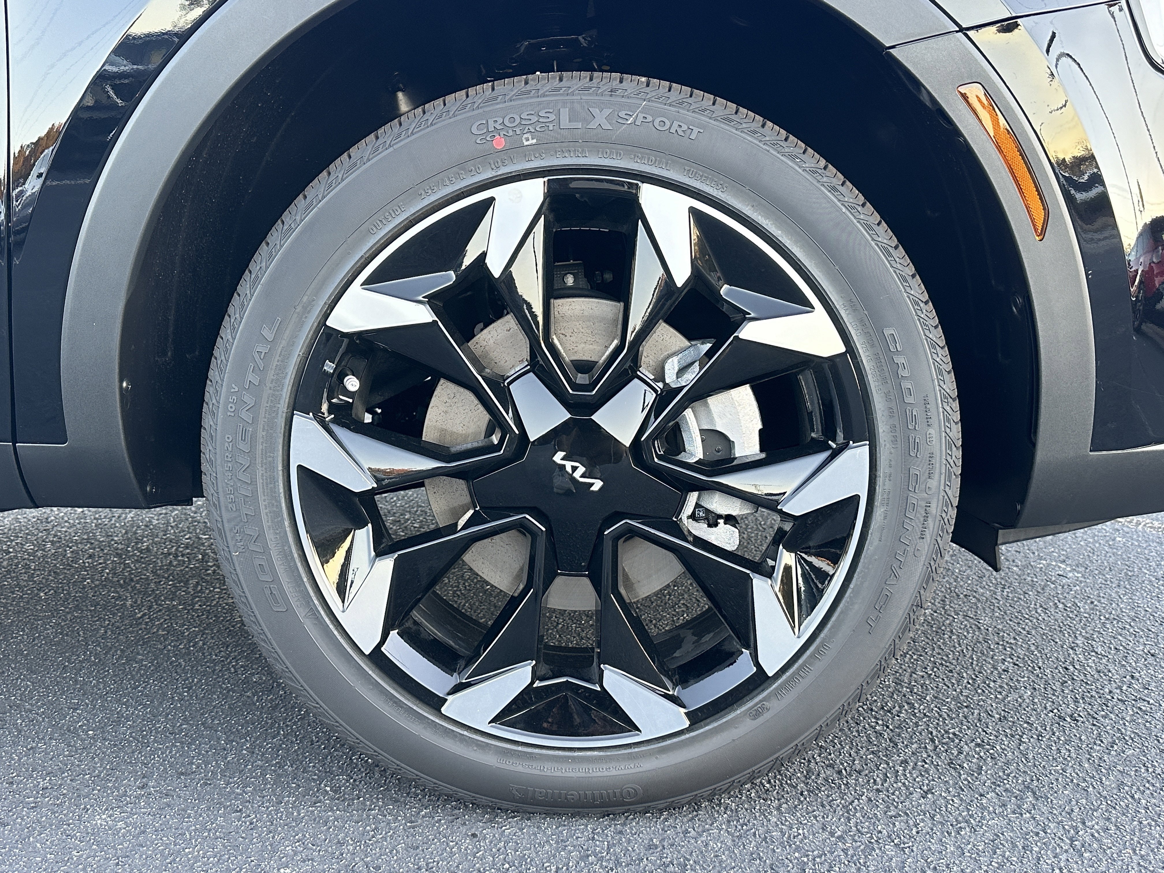 New 2026 Ebony Black Kia EX image 13