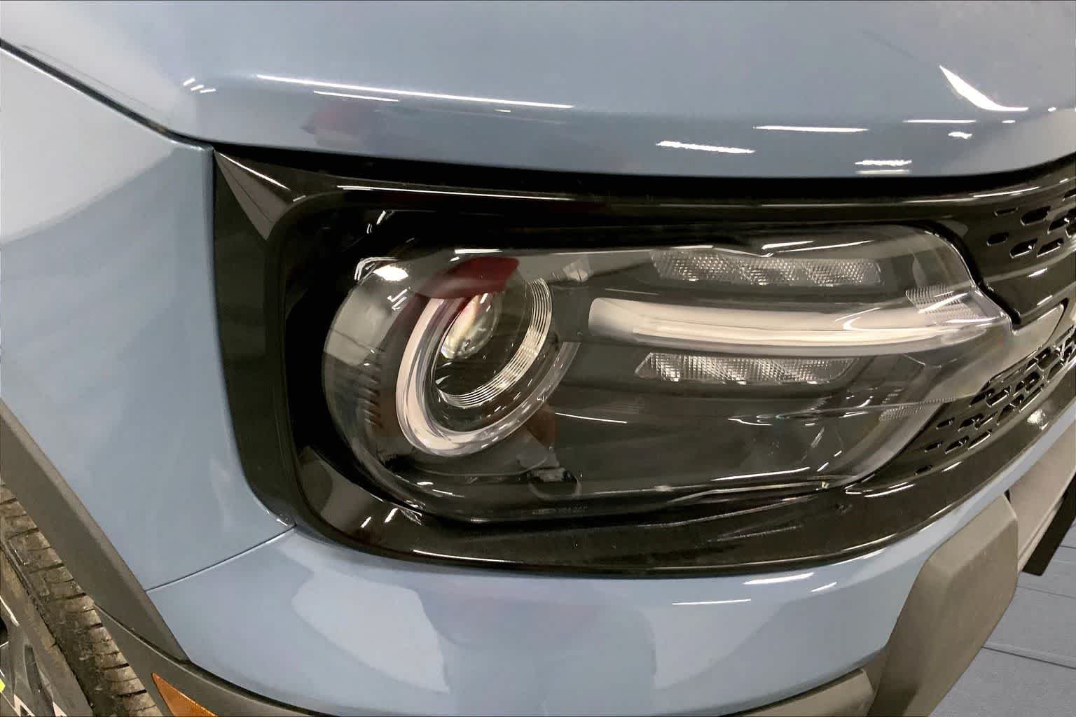 New 2026 Azure Gray Metallic Tri-Coat Ford Outer Banks® image 13