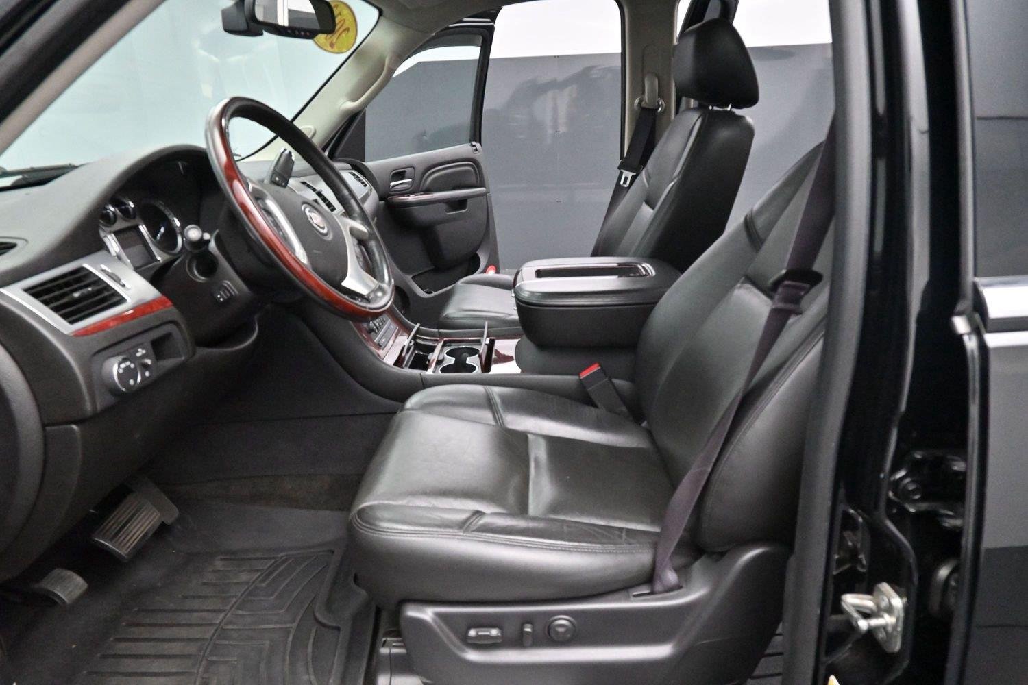 Used 2013 Black Raven Cadillac Premium image 15