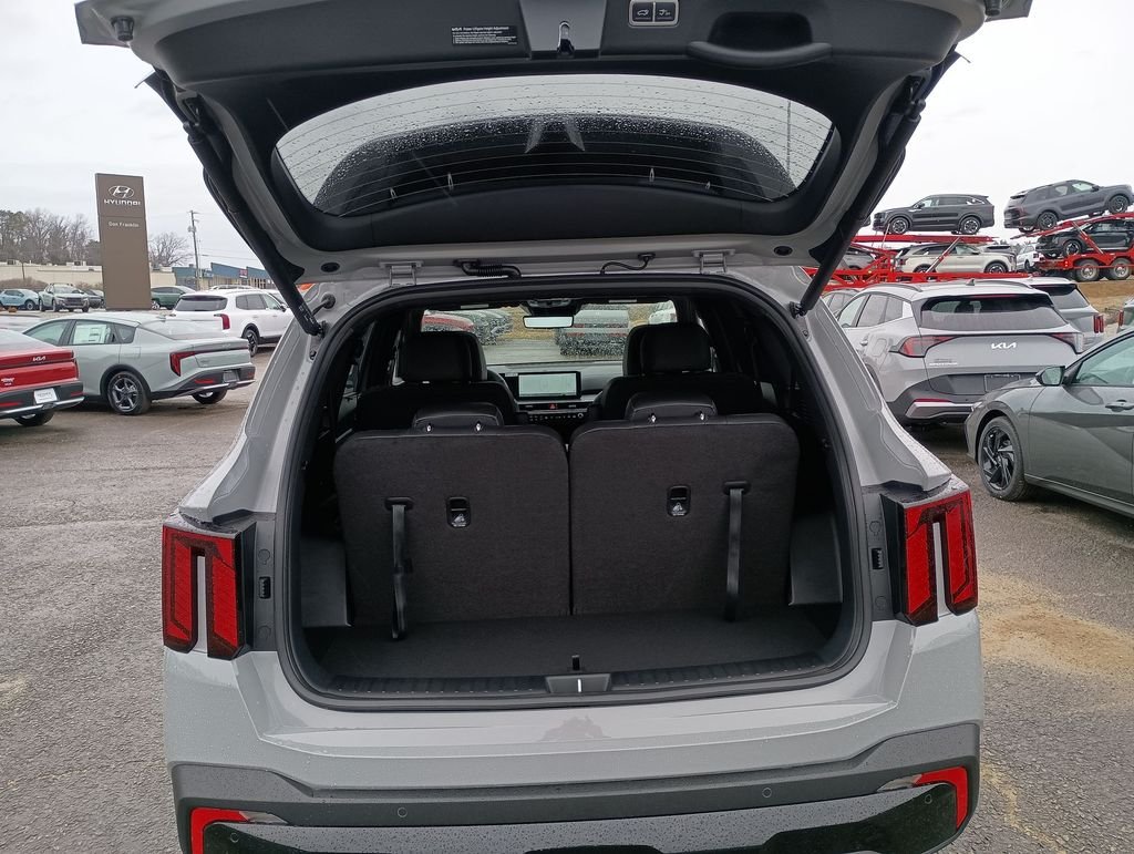 New 2026 Wolf Gray Kia X-Line SX Prestige AWD image 31