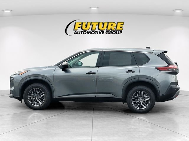 Used 2023 Gray Nissan S image 10