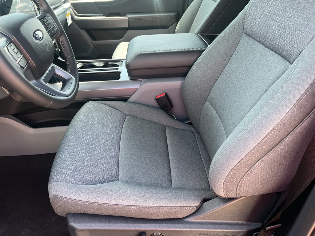 New 2026 Marsh Gray Ford XLT image 12