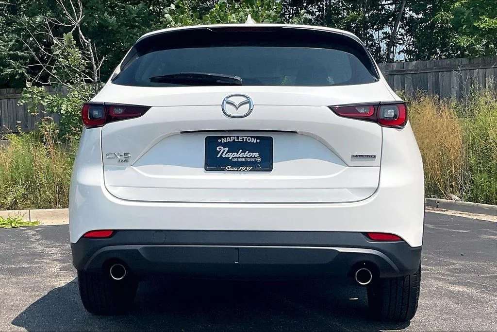 Used 2022 White Mazda 2.5 S image 4