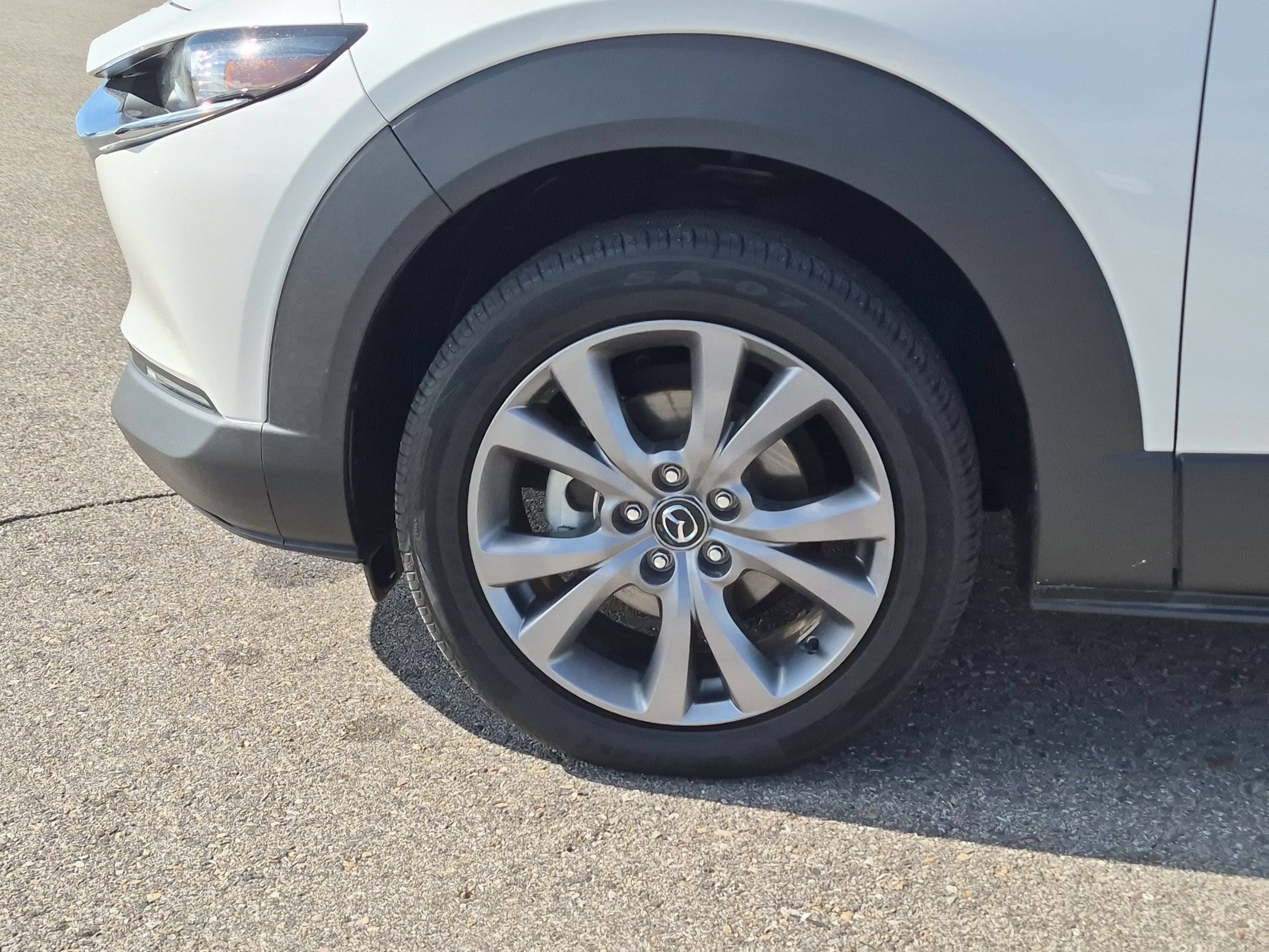 Used 2025 Snowflake White Pearl Mica Mazda 2.5 S Preferred Package image 11