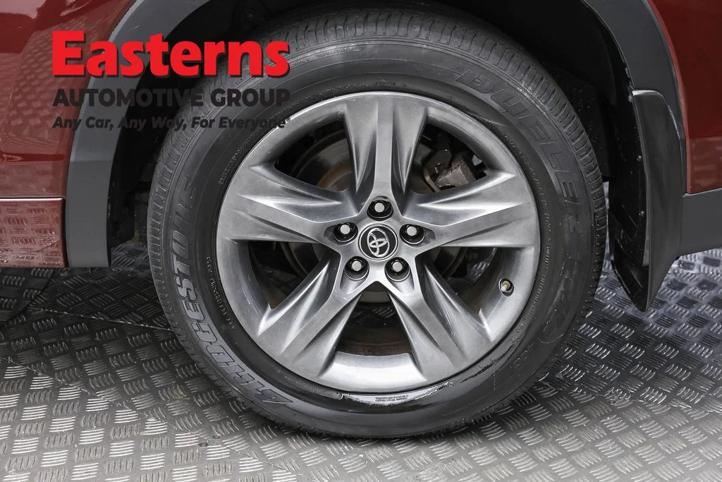 Used 2019 Red Toyota Limited Platinum image 8