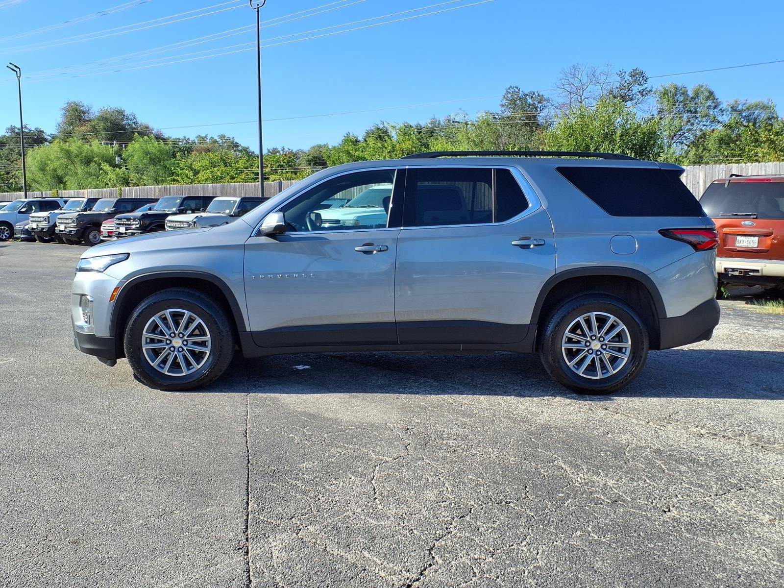 Used 2023 Sterling Gray Metallic Chevrolet LT Cloth image 7