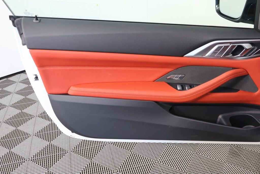 New 2027 Alpine White BMW Competition image 9