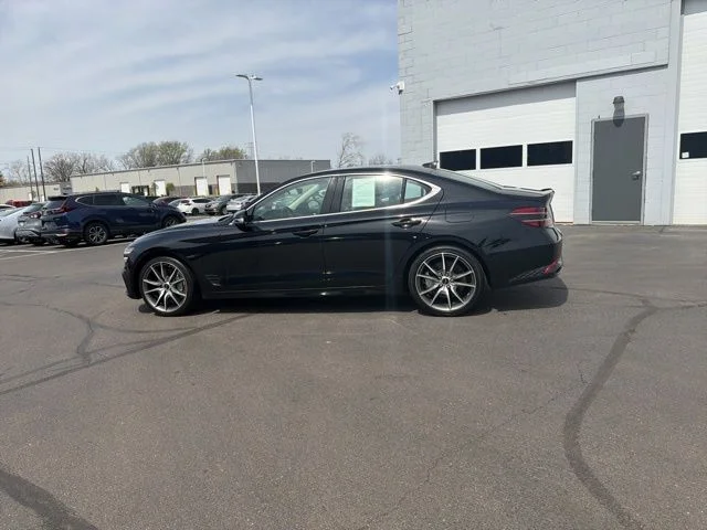 Used 2025 Black Genesis 2.5T image 13