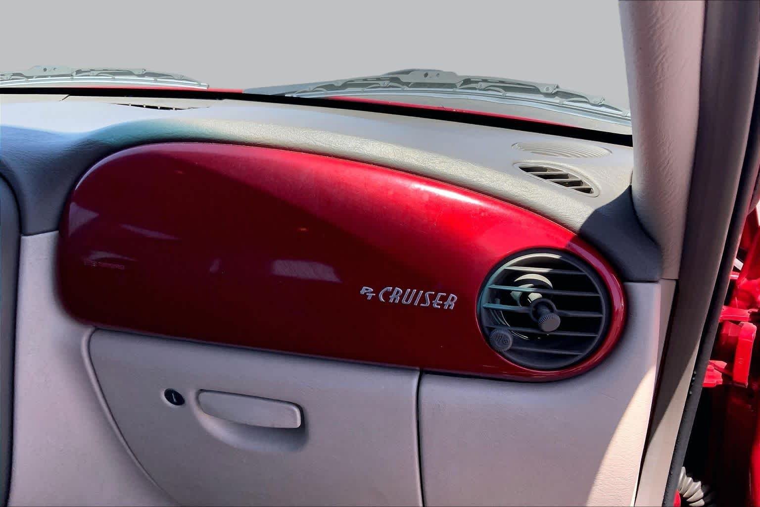 Used 2002 Inferno Red Tinted Pearl Chrysler  image 18