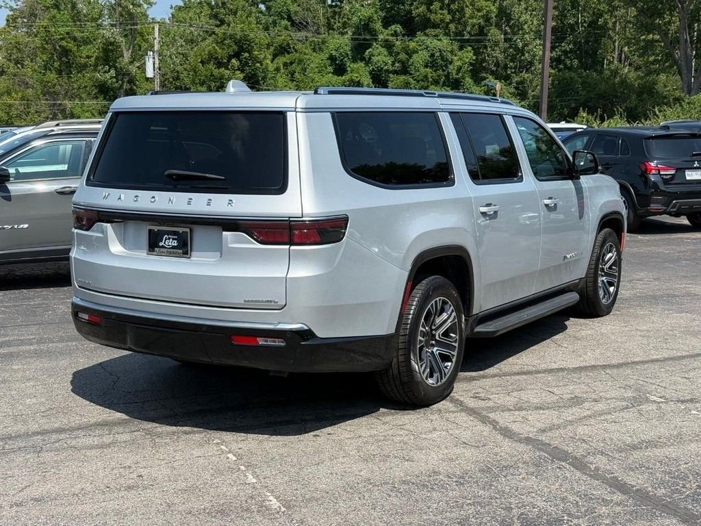 Used 2023 Silver Jeep Series II image 3