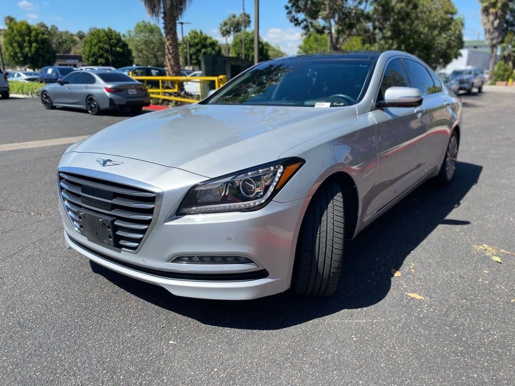 Used 2017 Silver Genesis 3.8 image 5