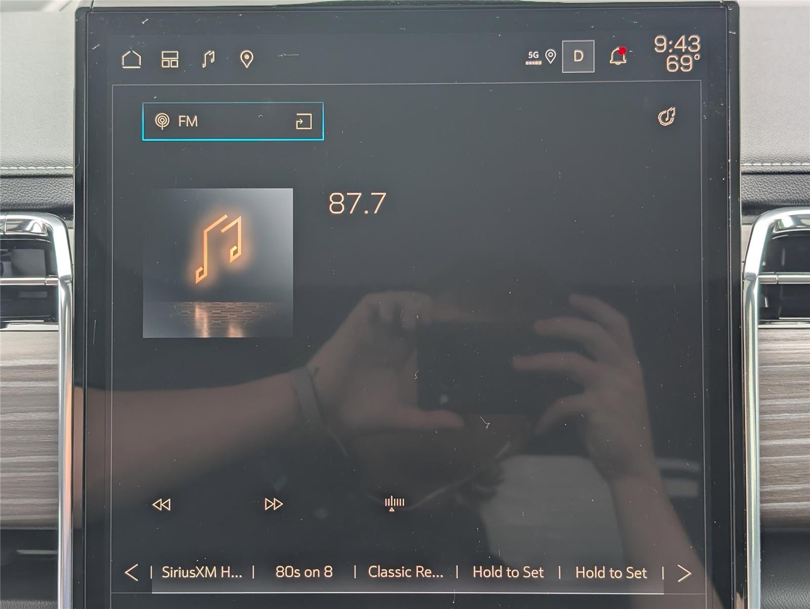 2025 GMC Sierra EV Denali - Photo 16