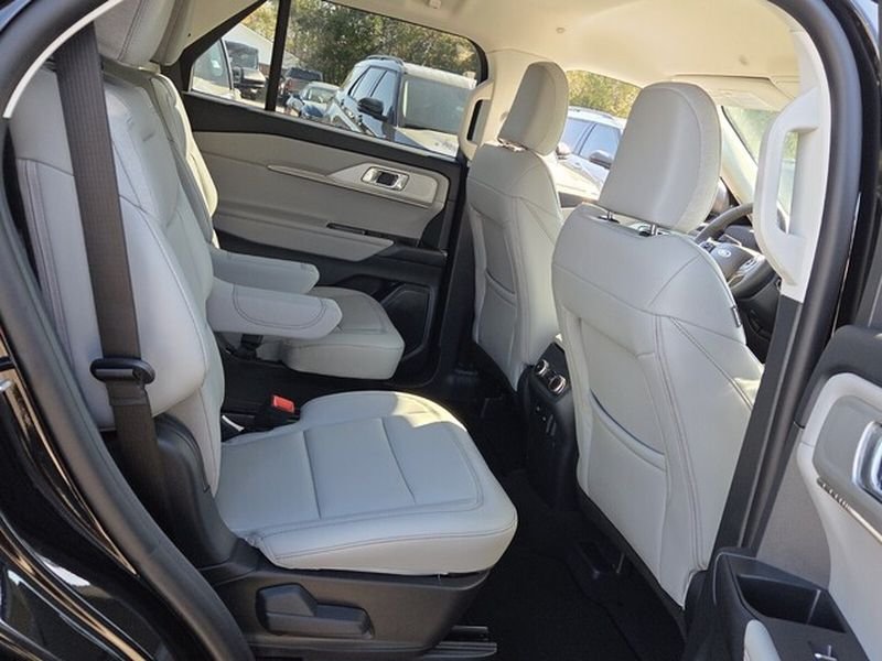 New 2026 Agate Black Metallic Ford Active image 14