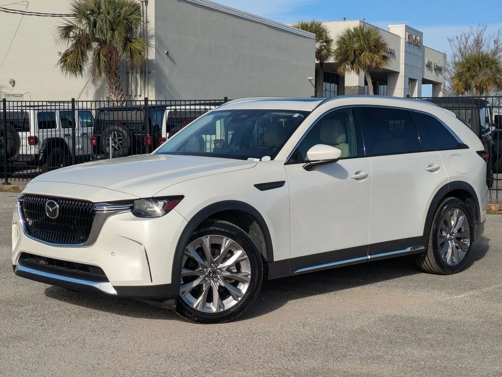 2024 Mazda CX-90