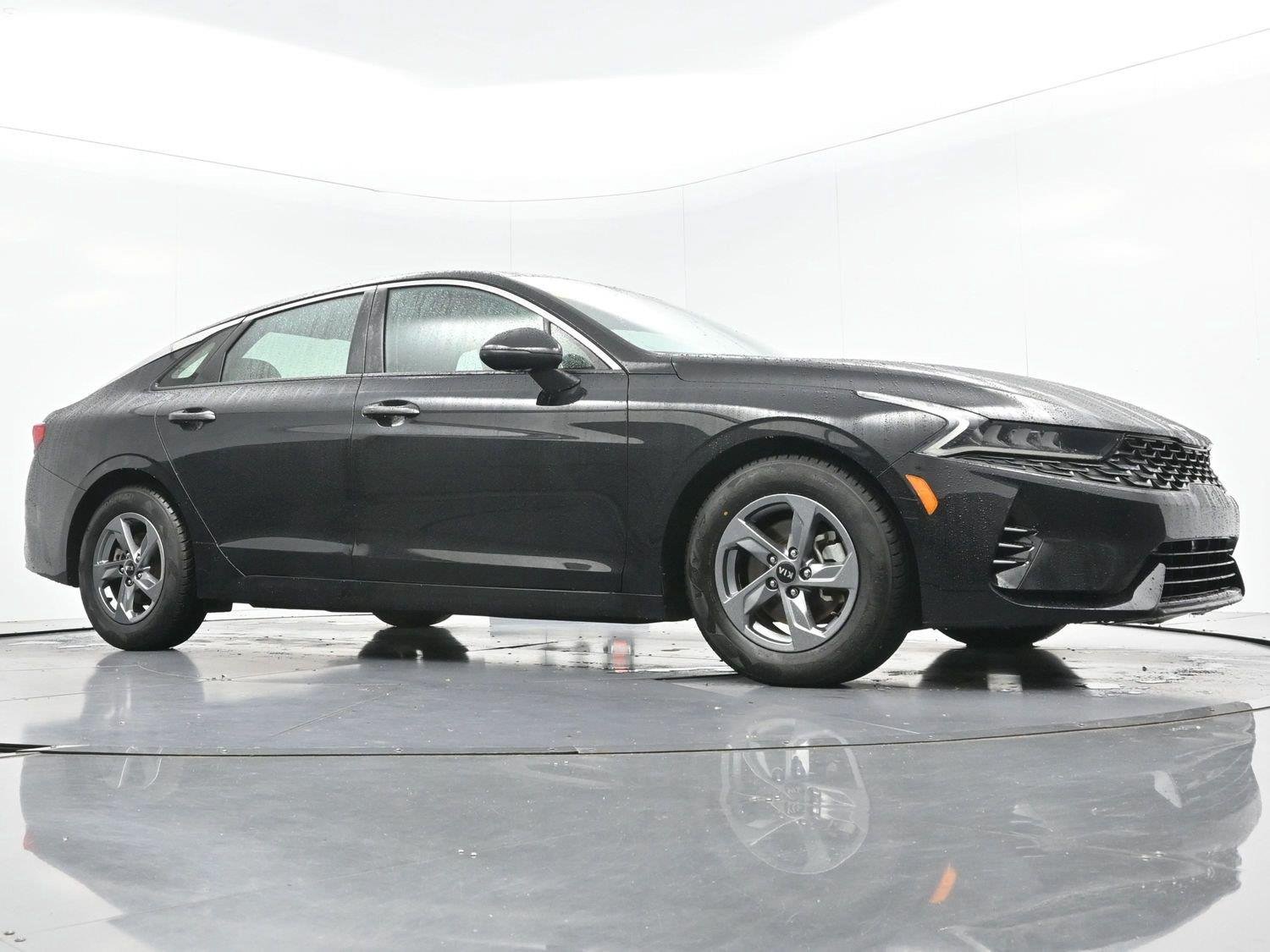 Used 2021 Ebony Black Kia LXS image 42