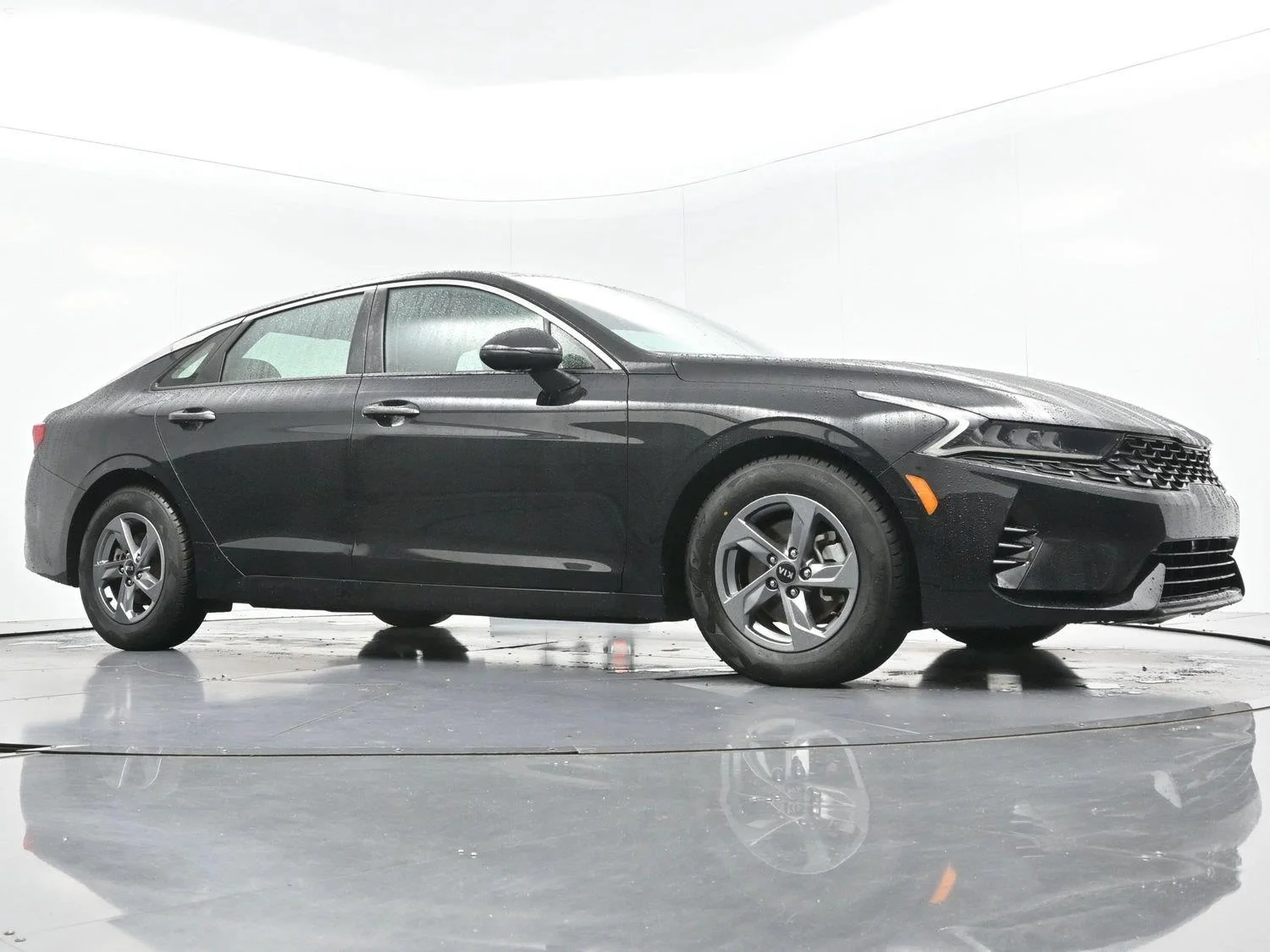 Used 2021 Ebony Black Kia LXS image 42