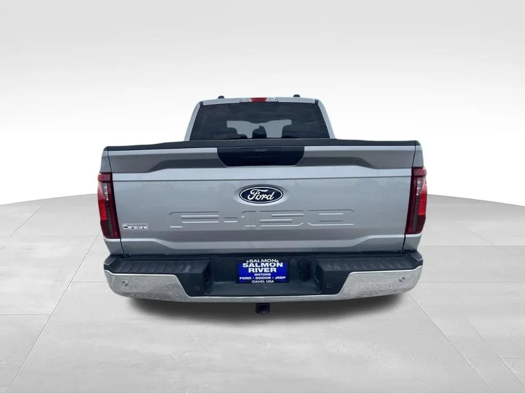 Used 2025 Silver Ford XLT image 6
