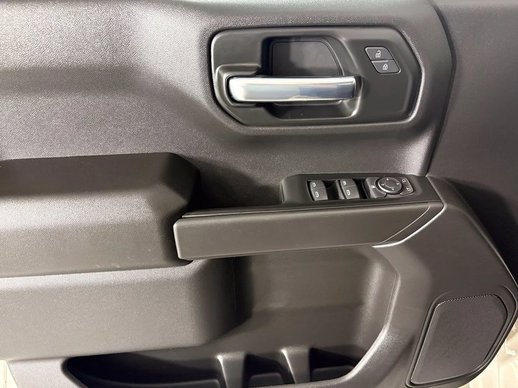 Used 2026 White Chevrolet Custom Trail Boss image 23